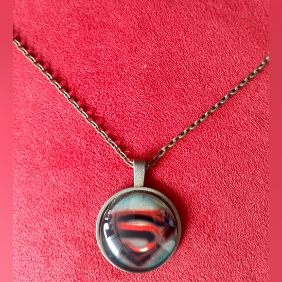 2/$20! Superman pendant necklace - Picture 3 of 15